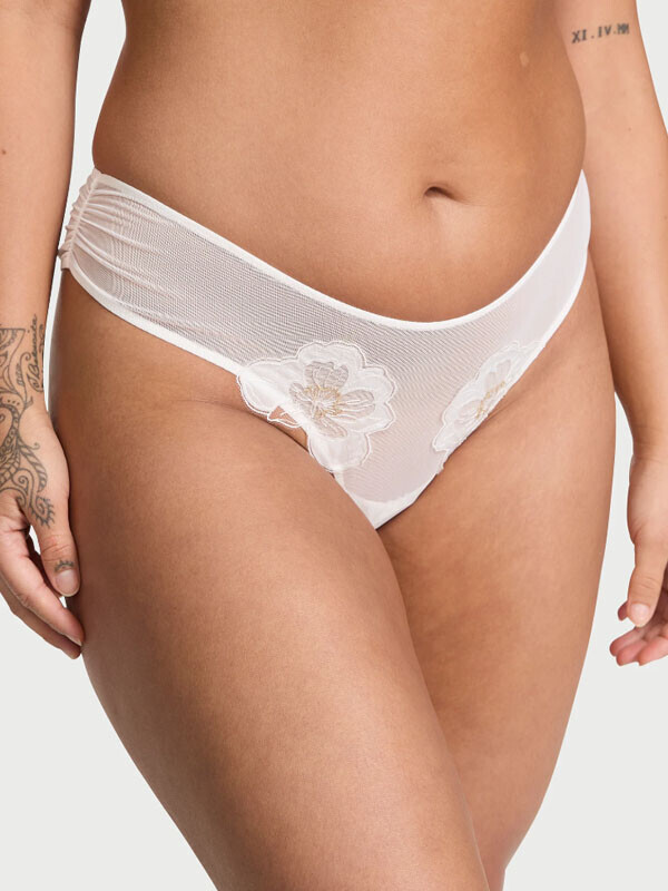 세이브돈(savdon),[세트] Victorias Secret DA- The Fabulous by Victoria's Secret Wisteria Embroidery Unlined Full-Cup Bra & Peony Embroidery Brazilian Panty