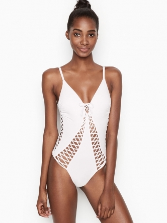 세이브돈(savdon),Miss Bikini: Black&White Lattice Cutout V-plunge One-piece